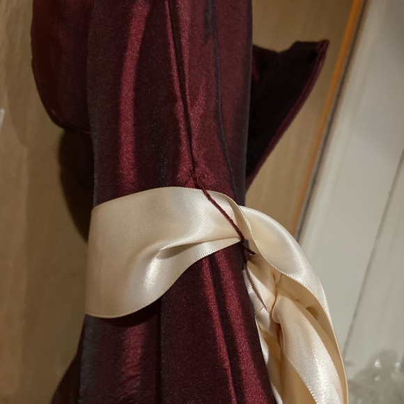 Bill Levkoff Dress Burgundy/Red with Belt - Picture 7 of 8